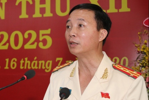 Dai ta Vu Hoai Bac lam Cuc truong An ninh dieu tra Bo Cong an hinh anh