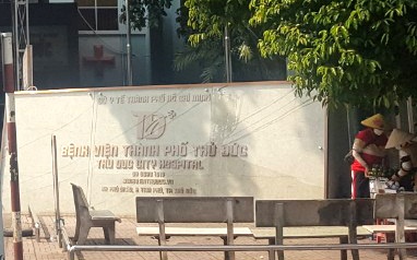 Giam doc Benh vien TP Thu Duc bi bat hinh anh