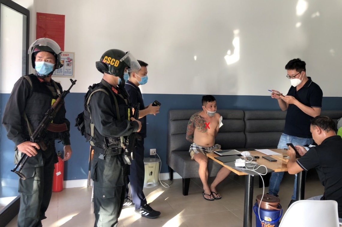 Đánh bạc 14.000 tỷ ảnh 1 Danh bac 14.000 ty anh 1