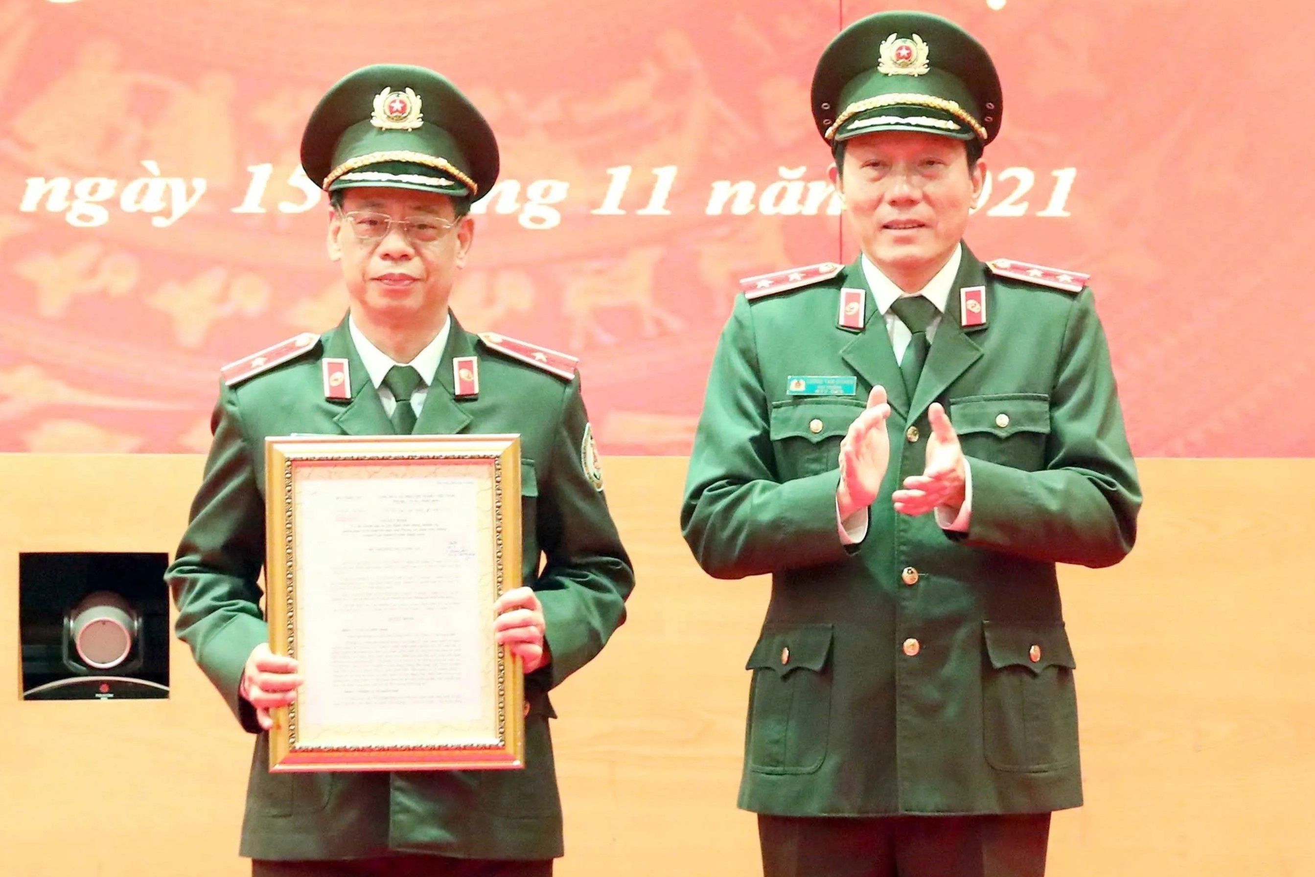 Bo Cong an thanh lap luc luong an ninh tren khong hinh anh