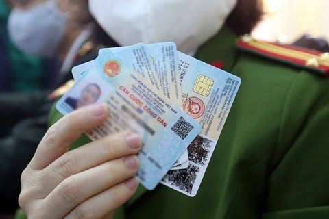 Vi sao nhieu nguoi chua nhan duoc can cuoc cong dan gan chip? hinh anh
