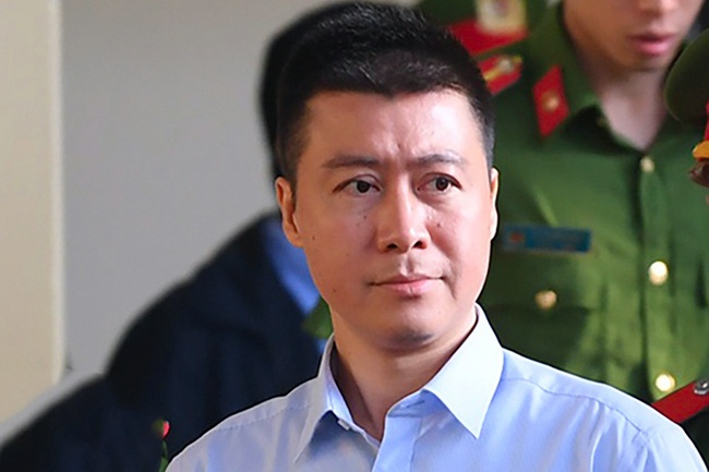 Ky luat 4 can bo Cong an Phu Tho lien quan vu Phan Sao Nam hinh anh