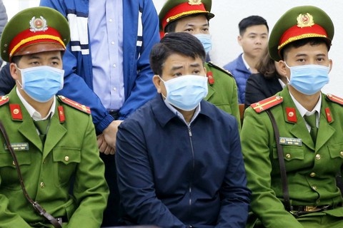 Ong Nguyen Duc Chung du suc khoe hau toa ngay mai hinh anh