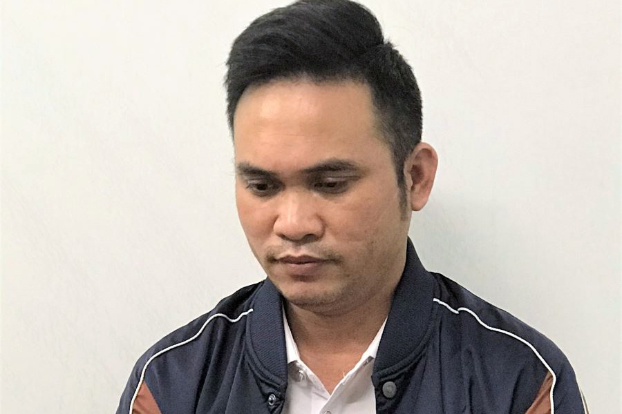 Khoi to nguoi lua dao chiem doat 1 ty dong hinh anh