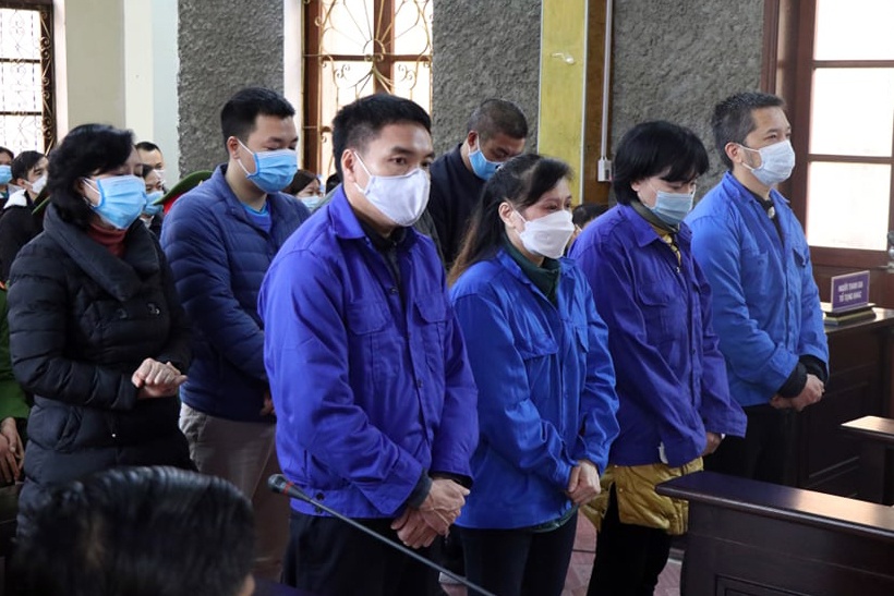 Cuu Giam doc So Y te Son La linh 3 nam tu treo hinh anh