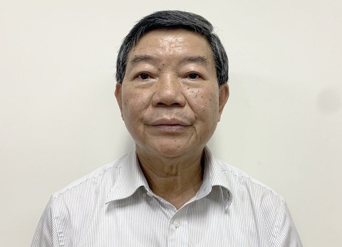 Nang gia robot phau thuat, cuu Giam doc Benh vien Bach Mai sap hau toa hinh anh