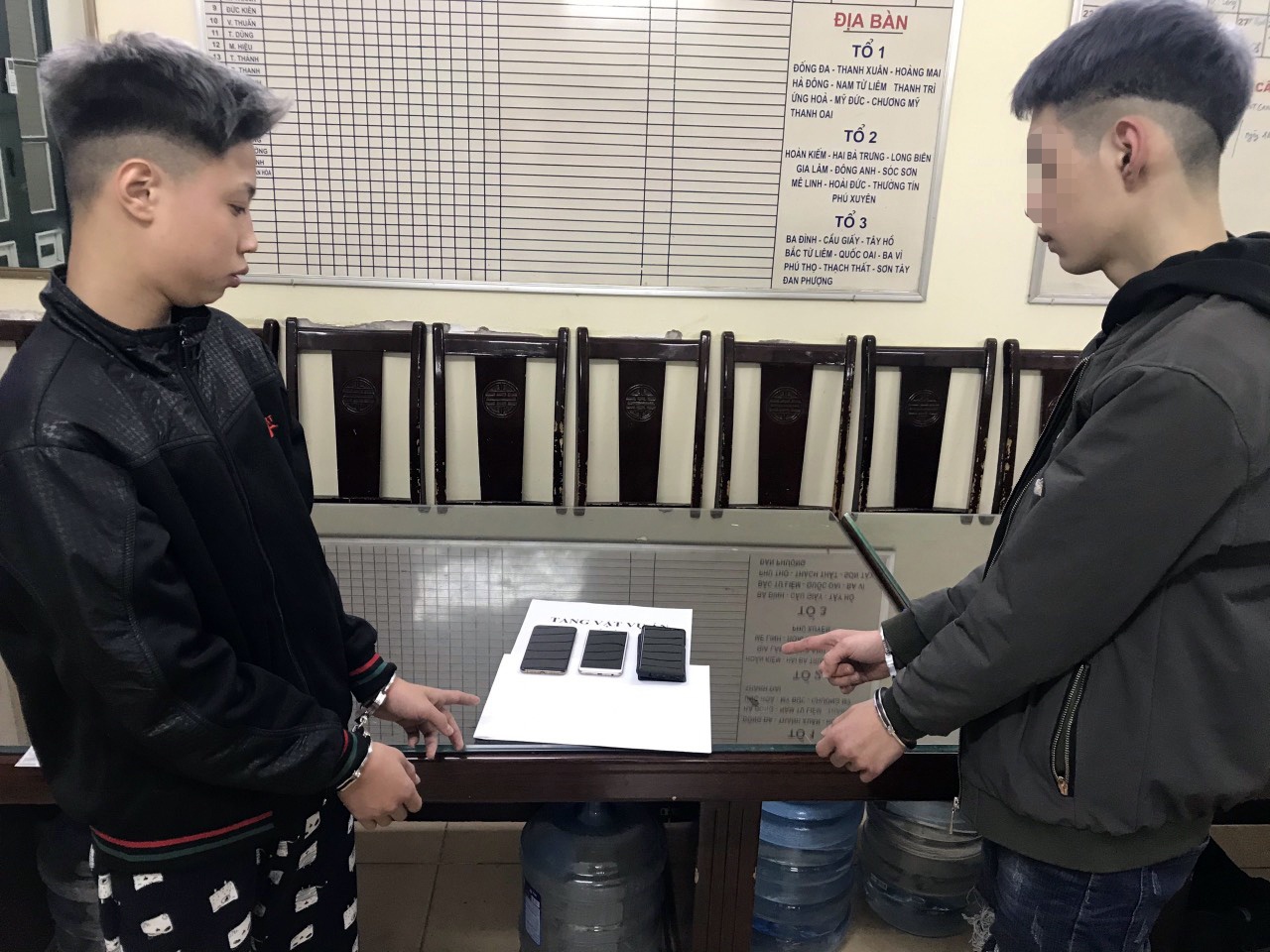 Cướp điện thoại ảnh 1 Cuop dien thoai anh 1