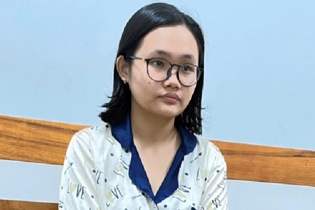 Bi kich nu sinh dau doc cha ruot, giau xac roi dung hien truong gia hinh anh