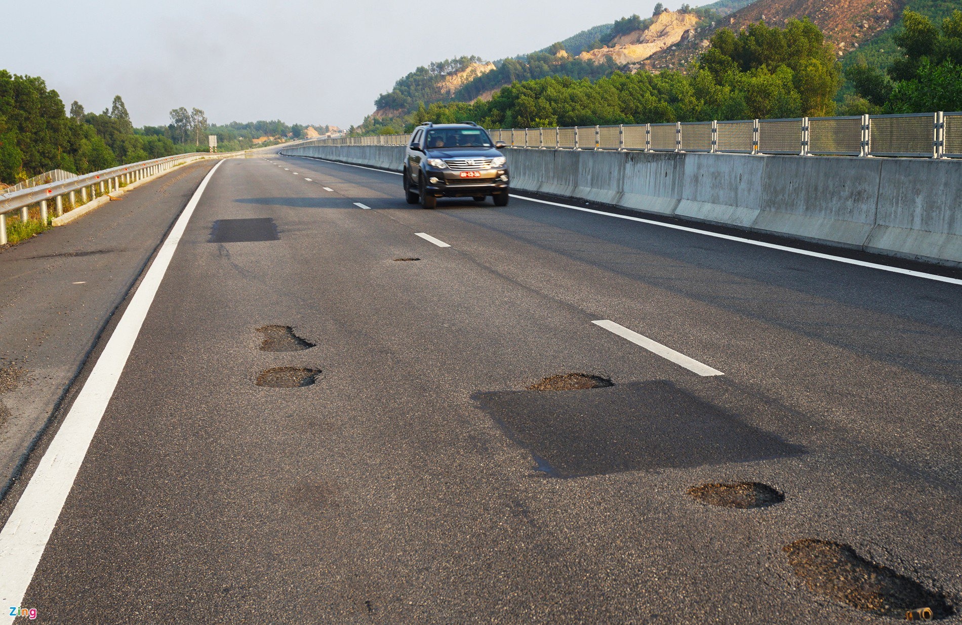 Cao toc Da Nang - Quang Ngai anh 2