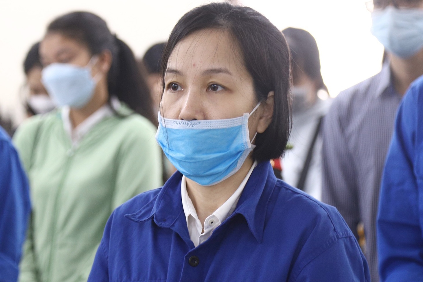 Sieu lua Nguyen Thi Ha Thanh chiem doat 370 ty cua 3 ngan hang ra sao? hinh anh