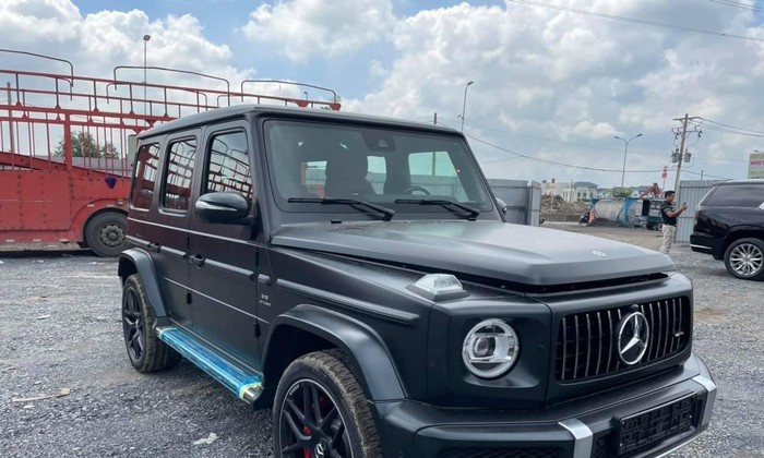 He lo chieu lach luat cua duong day nhap khau sieu xe bieu tang hinh anh