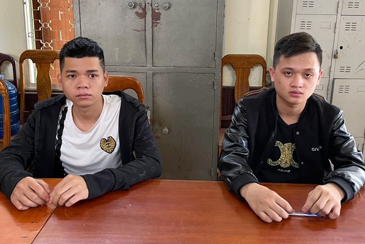 Tom gon nhom chuyen hack Facebook de lua dao hinh anh