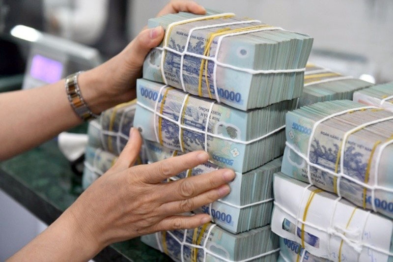 Sai pham cua cong chuc hai quan trong vu van chuyen 30.000 ty dong hinh anh