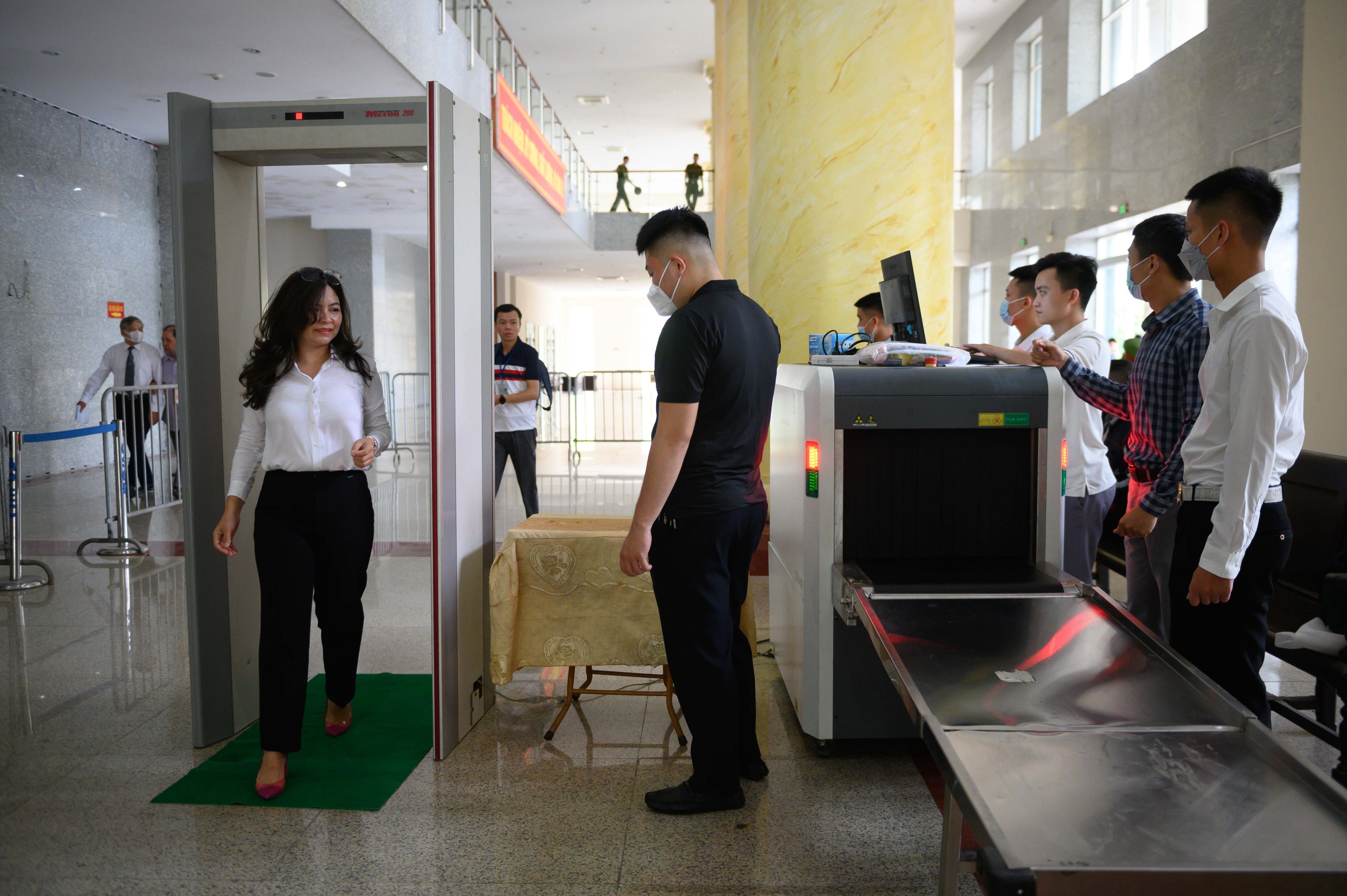 Xet xu Nguyen Duc Chung anh 2