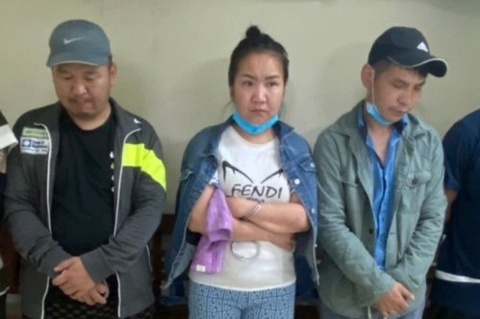 Nhom trom lay the Visa roi chiem doat gan 1,2 ty dong hinh anh