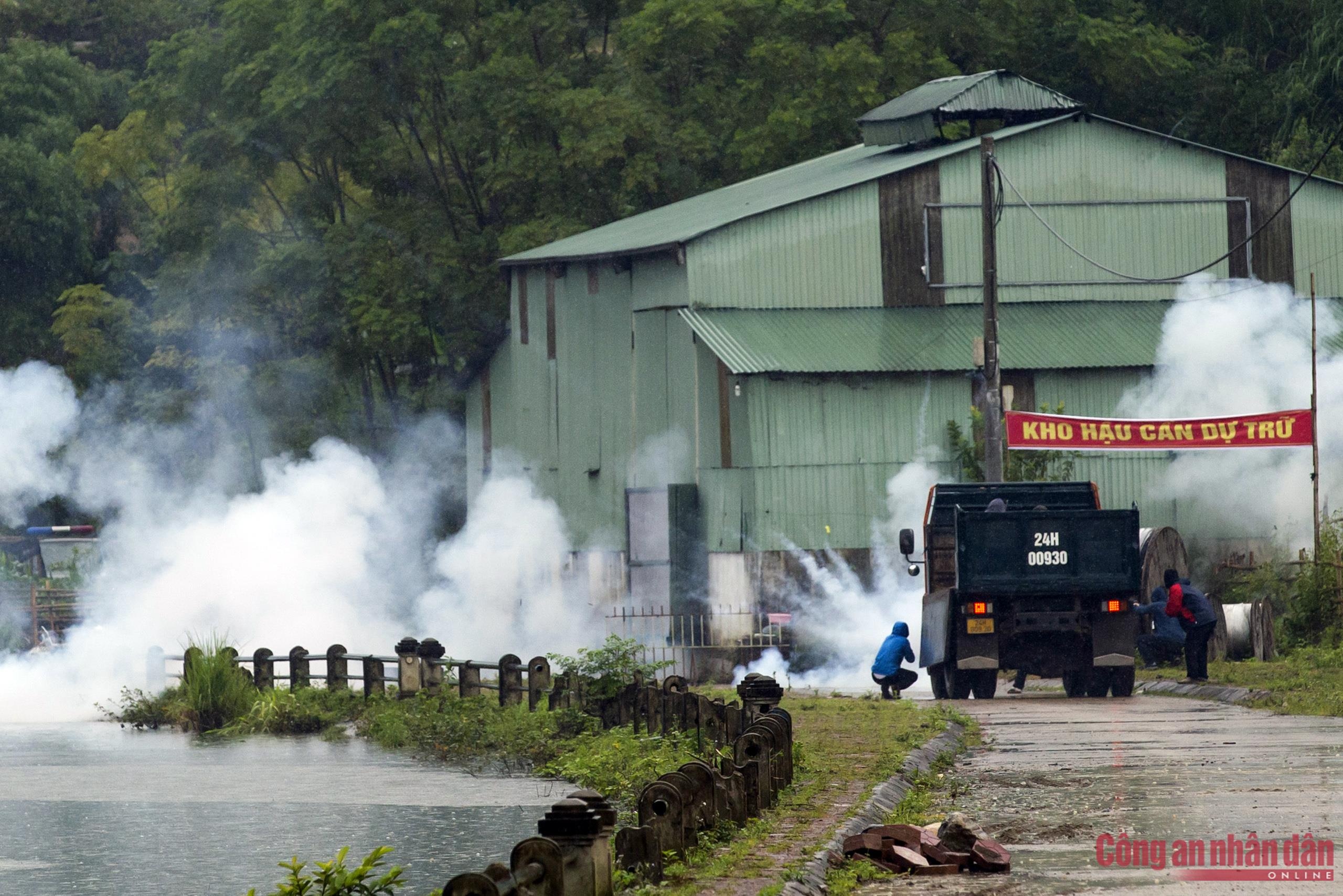 Dien tap chong khung bo anh 1