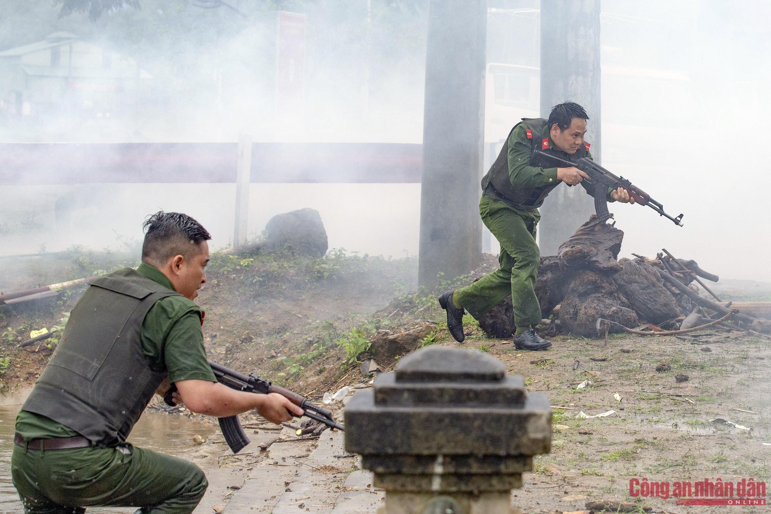 Dien tap chong khung bo anh 10