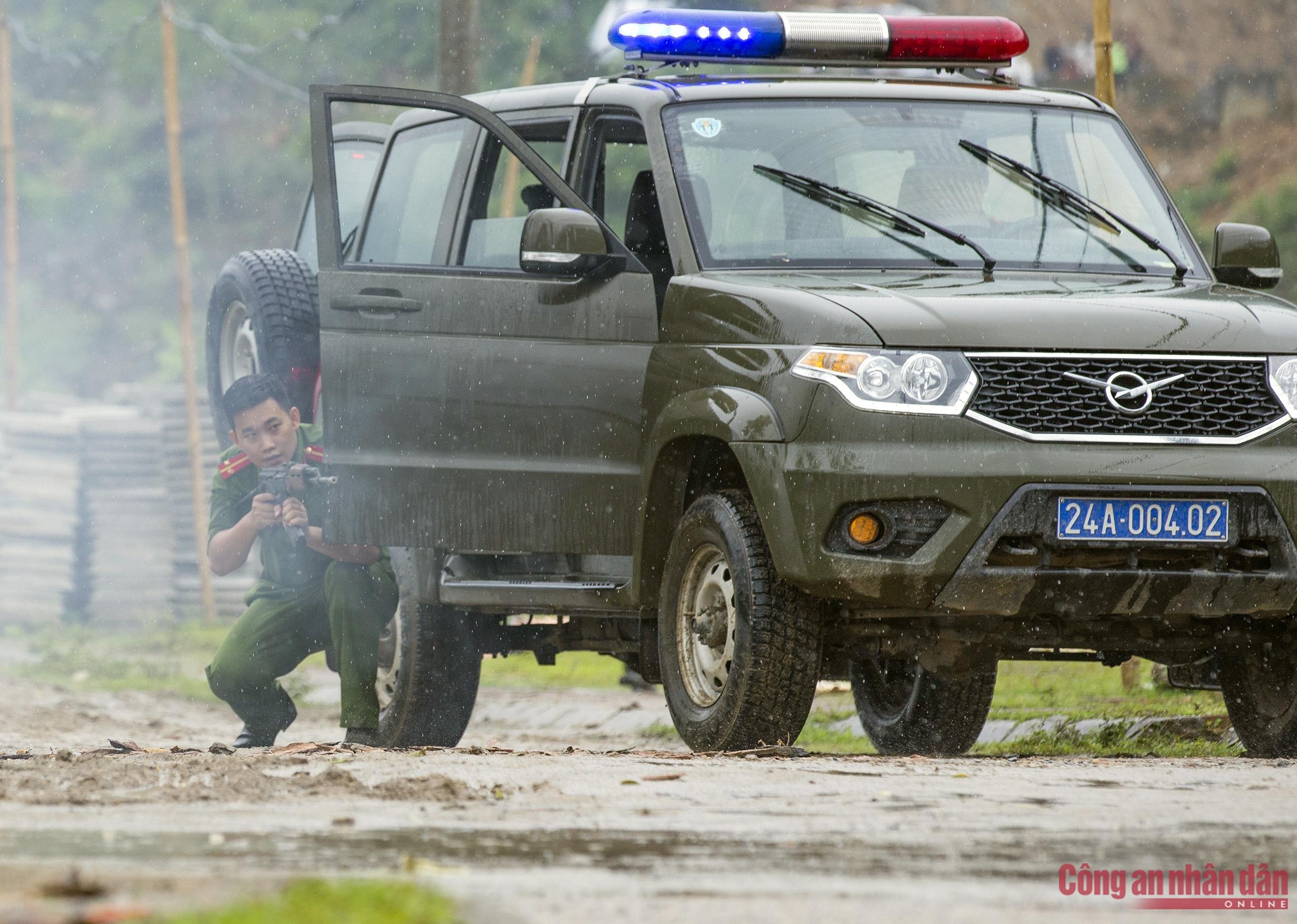 Dien tap chong khung bo anh 5