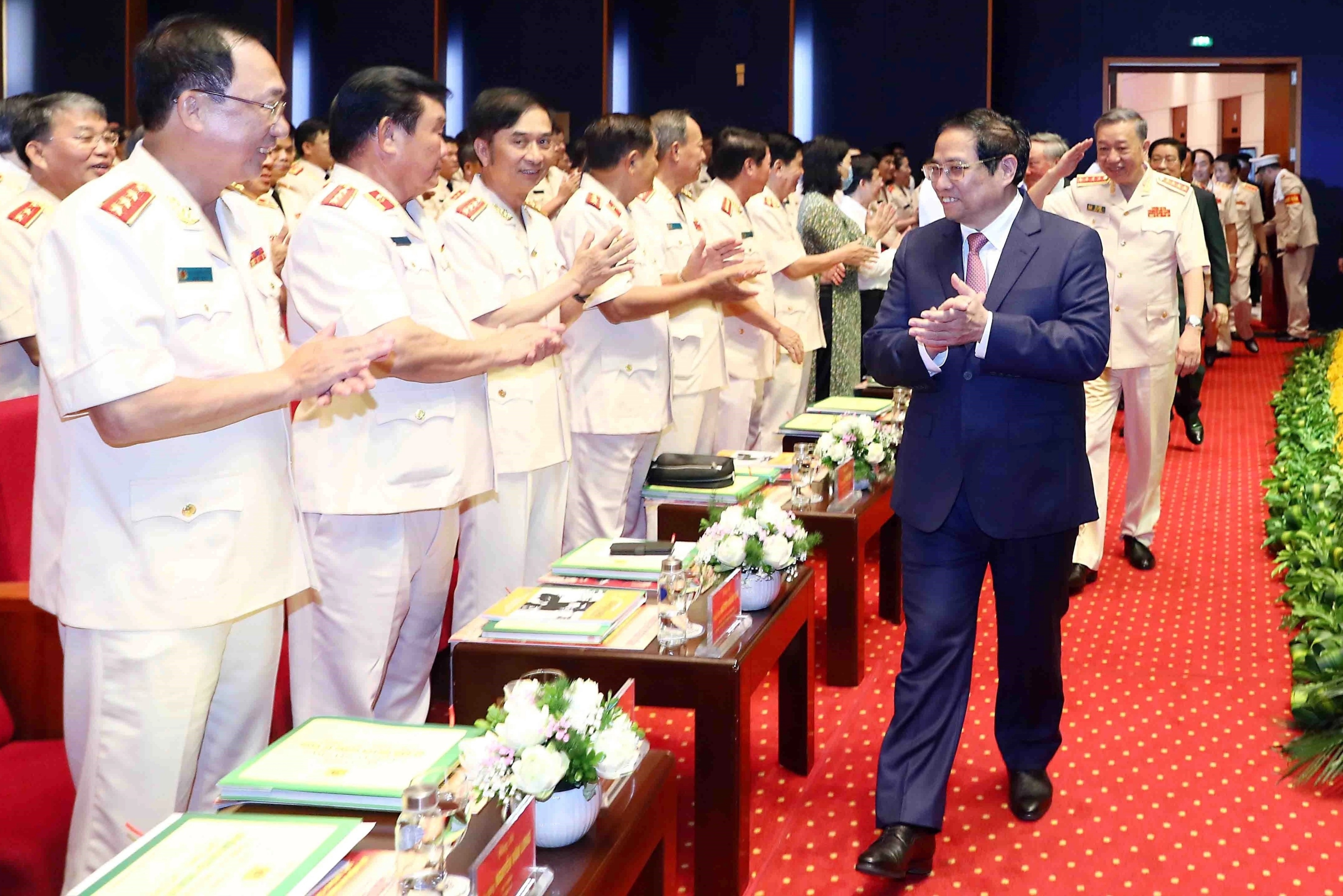 Thu tuong du le ky niem 60 nam ngay truyen thong canh sat nhan dan hinh anh