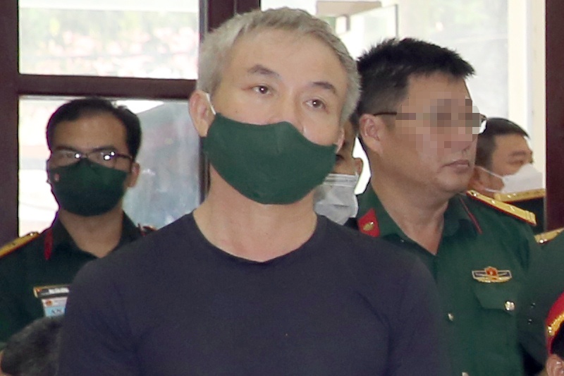 Hai cuu tuong canh sat bien tai toa quan su hinh anh