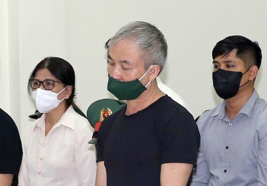 2 cuu tu lenh Vung Canh sat bien nhan hoi lo tien ty tu trum buon lau hinh anh