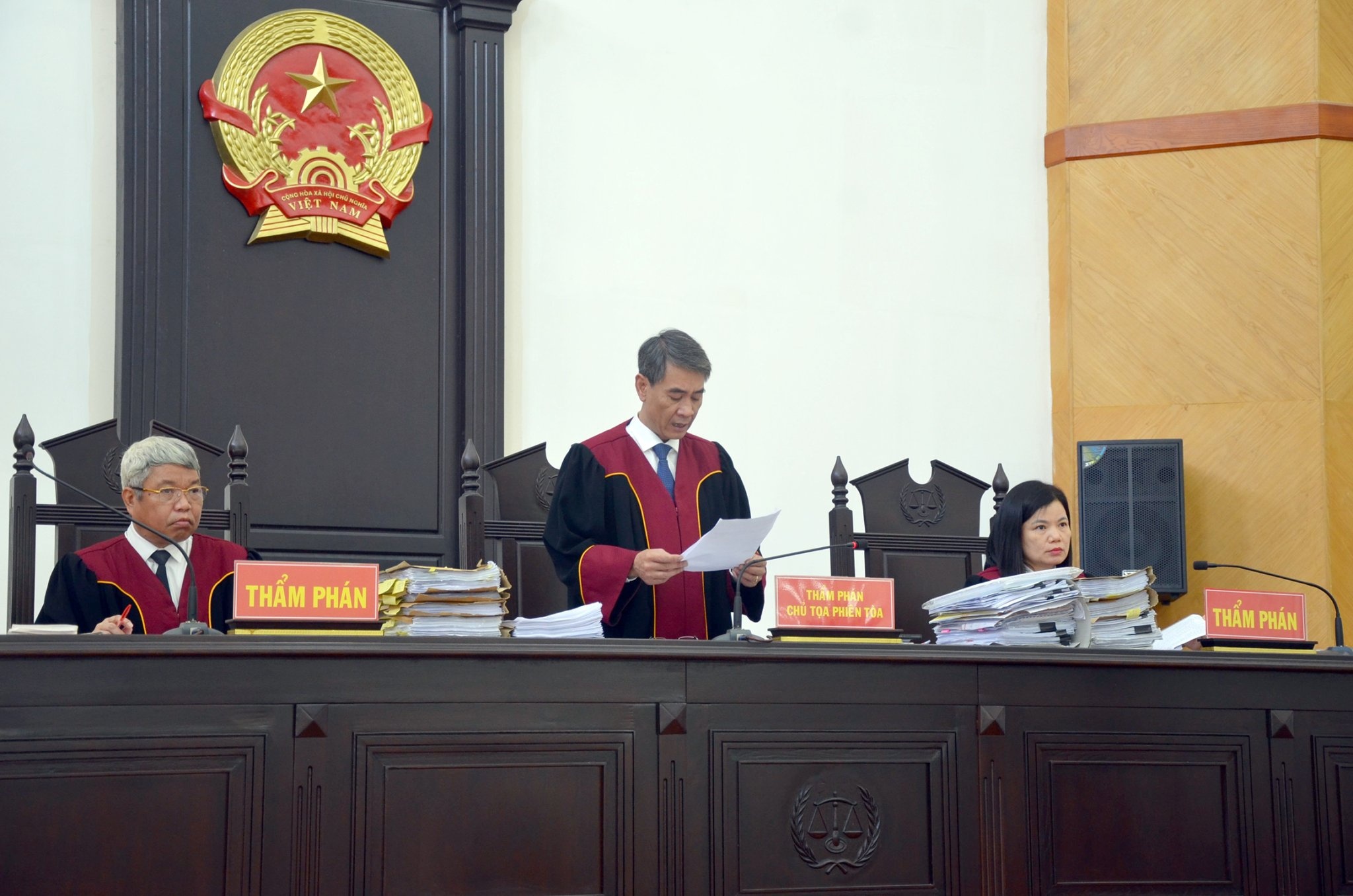 Tuyen an Nguyen Duc Chung anh 2