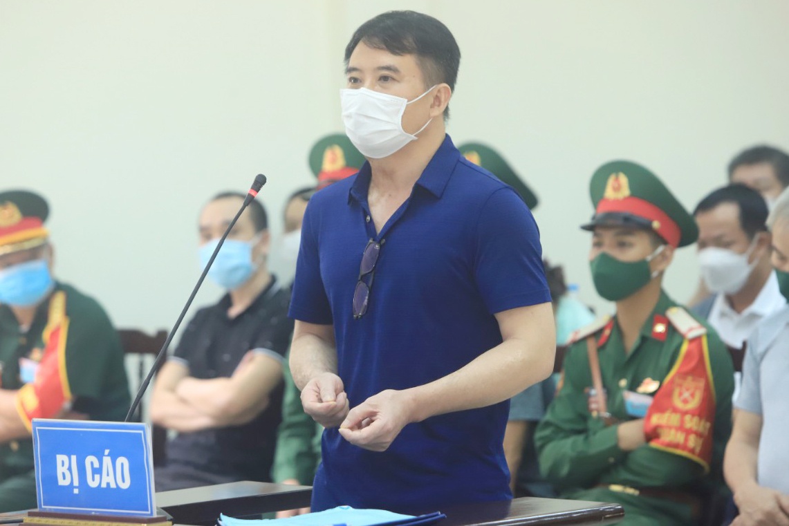 Tu lenh vung canh sat bien anh 1