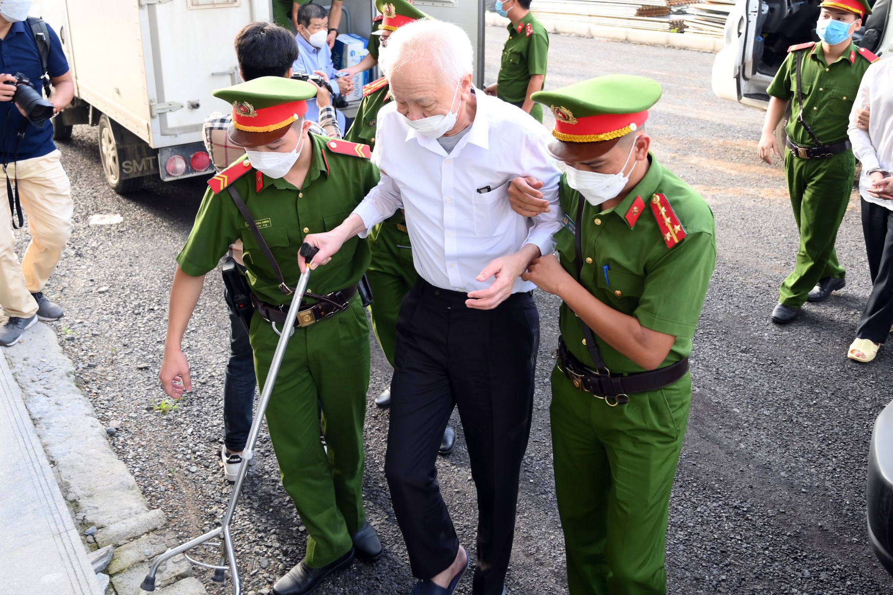 Tong cong ty 3/2 anh 2