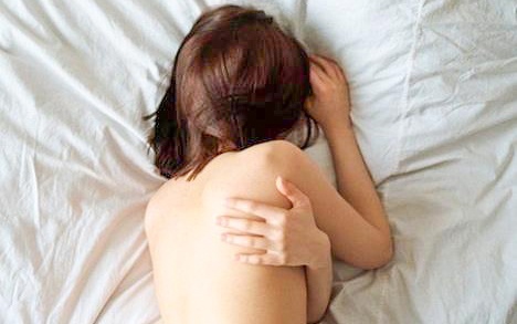 Tong tien vo nguoi khac bang anh nong hinh anh