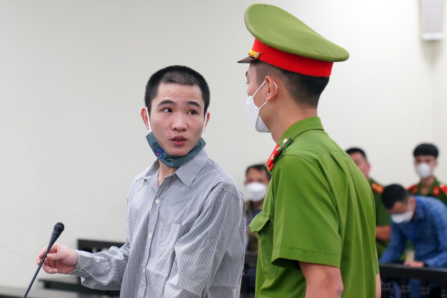 Nguyen Trung Huyen anh 7