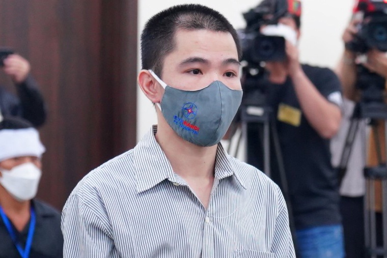 Tu hinh Nguyen Trung Huyen, de nghi dieu tra me cua nan nhan hinh anh