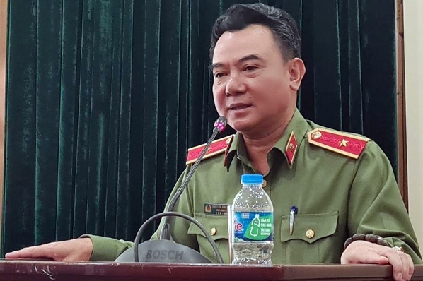 Cuu pho giam doc Cong an Ha Noi Nguyen Anh Tuan bi cao buoc 'chay an' hinh anh