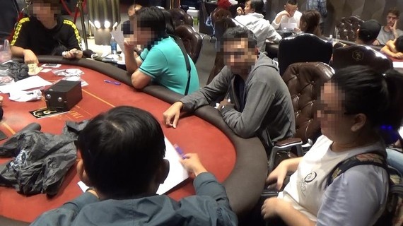 River Poker Club anh 2