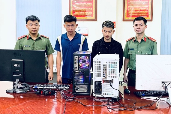 Lua khoi phuc tai khoan Facebook, chiem doat 450 trieu dong hinh anh