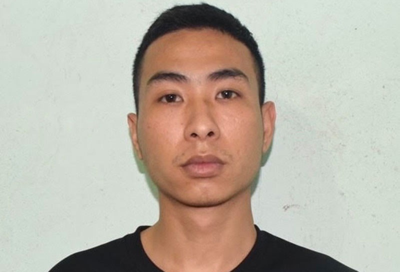 Nam thanh nien lua dao chiem doat 3 oto hinh anh