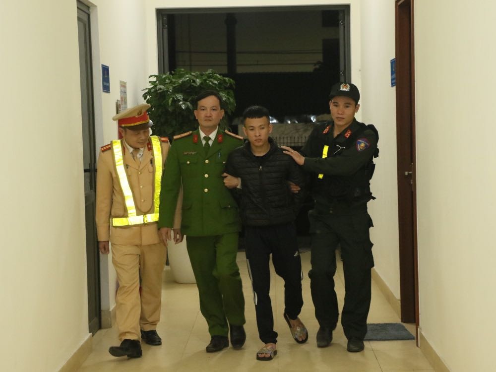 Van chuyen ma tuy anh 1