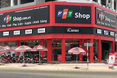 Bat giu nam thanh nien trom 42 dien thoai tai FPT Shop hinh anh