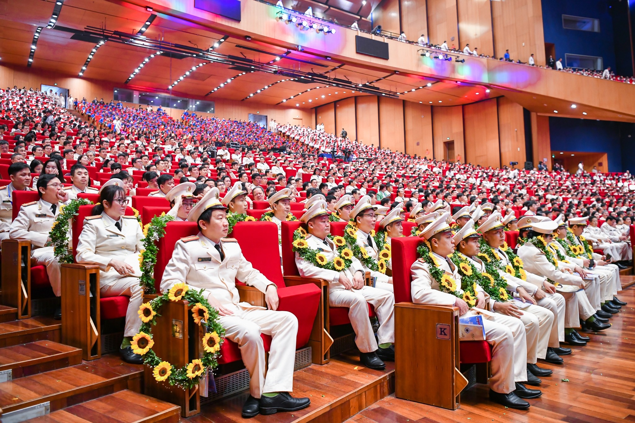 xay dung CAND anh 10