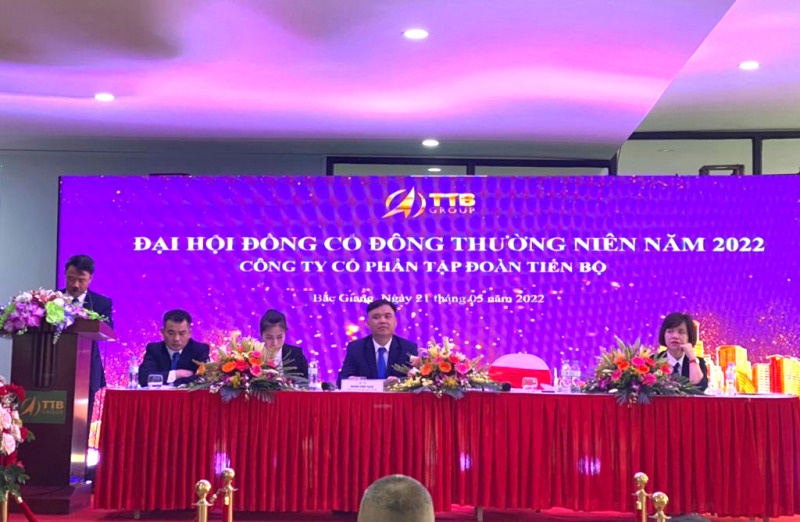 Khoi to 4 nguoi thuoc Cong ty co phan Tap doan Tien Bo hinh anh