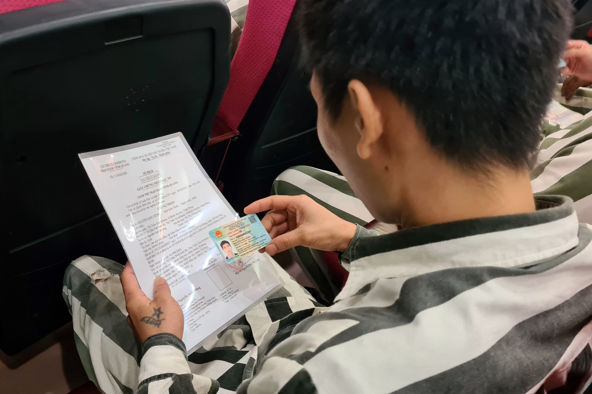 Mãn hạn tù ảnh 1 Man han tu anh 1