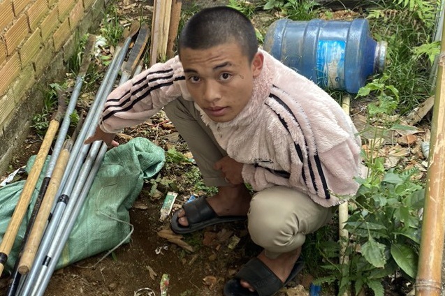 18 nguoi hon chien vi tranh gianh ban gai hinh anh