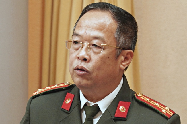 Cuu cuc pho xuat nhap canh va 2 thuoc cap nhan hoi lo hon 40 ty dong hinh anh