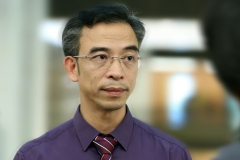 GS Nguyen Quang Tuan xin thuc hanh tai benh vien, tro lai nganh y hinh anh