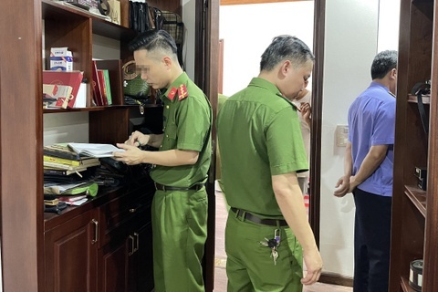 Pho ban quan ly cac khu cong nghiep Binh Duong bi bat hinh anh