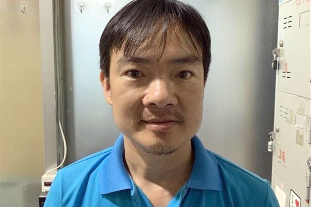 Giam doc Trung tam day nghe lai xe Sai Gon bi bat hinh anh