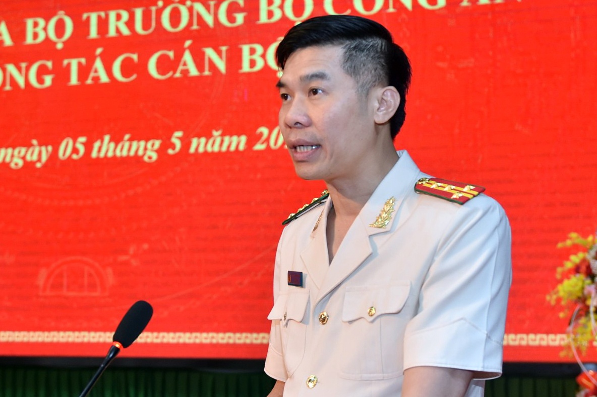 Pho giam doc Cong an Nghe An lam giam doc Cong an Lao Cai hinh anh