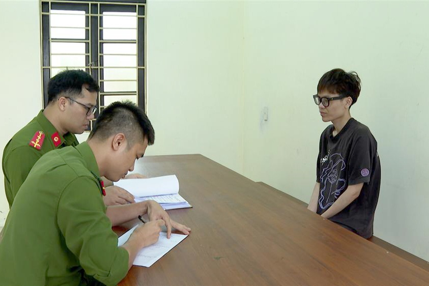 Tống tiền ảnh 1 Tong tien anh 1