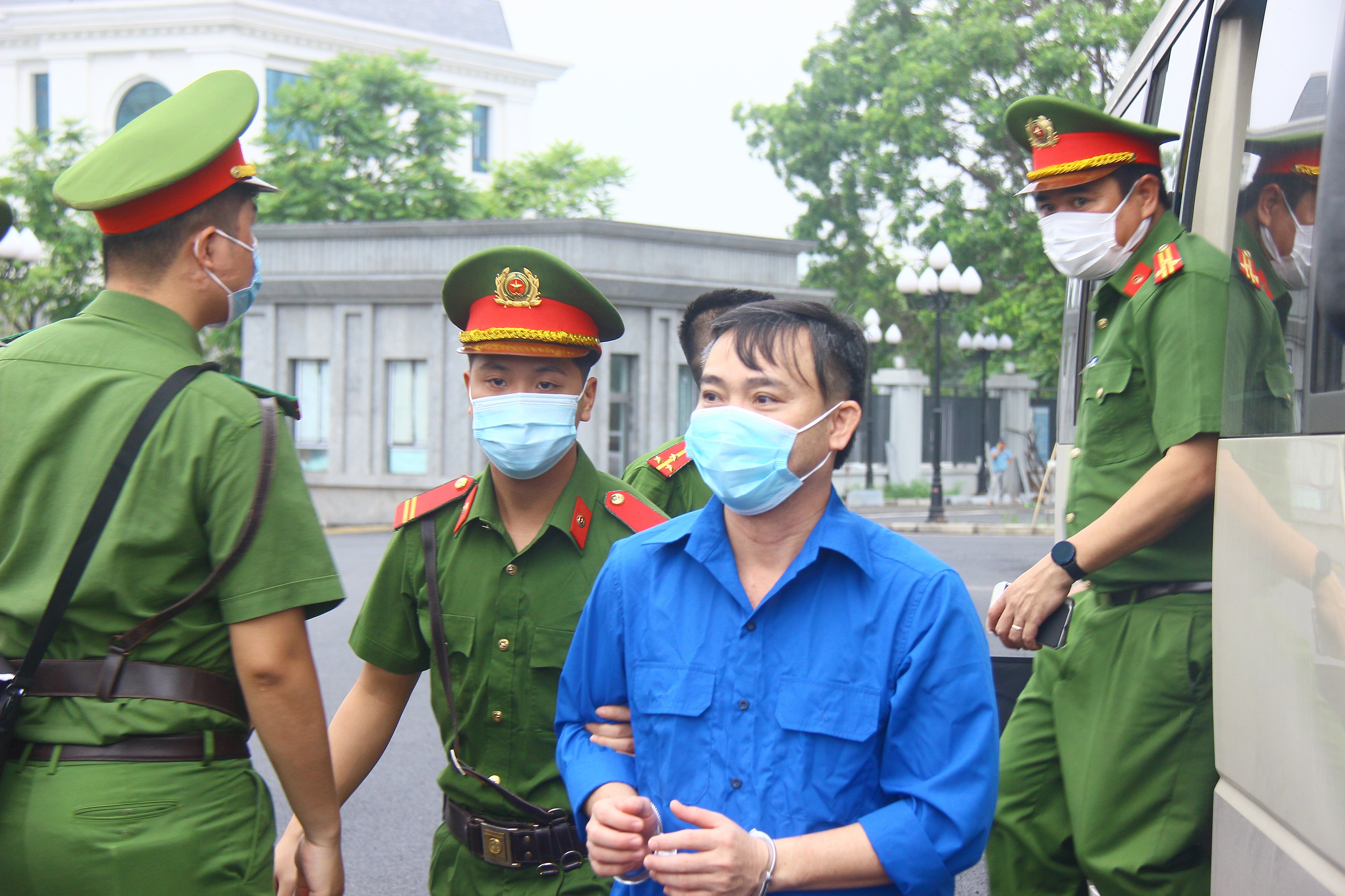 Nguyen Ngoc Hai anh 2