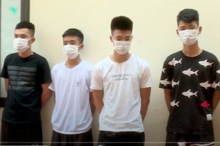 Nhom trom cap dem sa luoi hinh anh