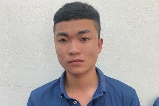 Thanh nien bi truy na tron trong quan game hinh anh